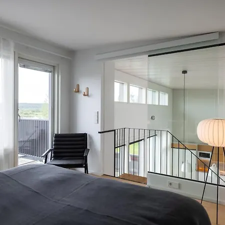 Arctic Riverside House - Modern & Scenic Views Rovaniemi