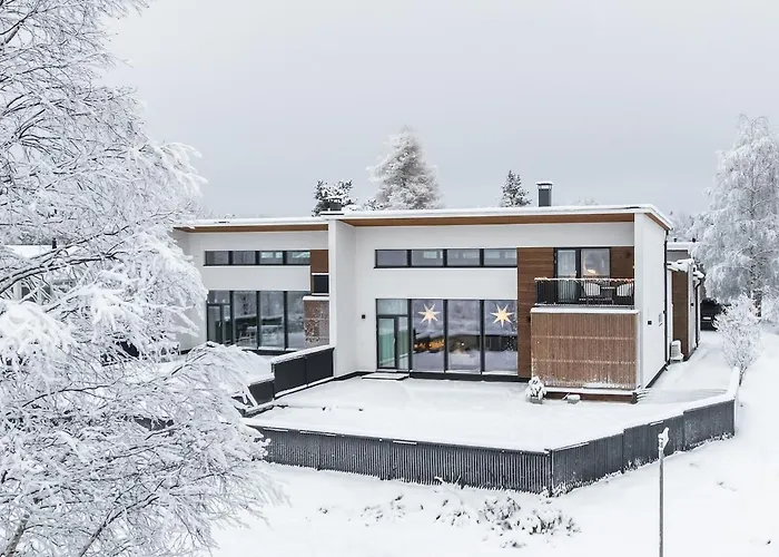 Arctic Riverside House - Modern & Scenic Views *